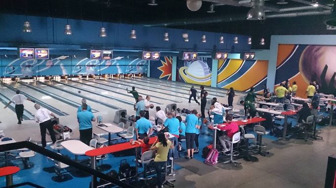 Galactic Bowling Dos Hermanas