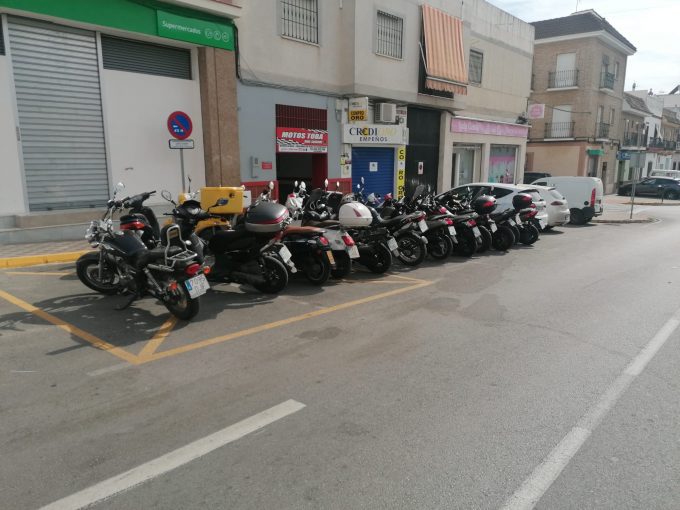 Motos Toba