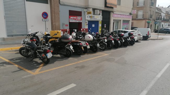 Motos Toba